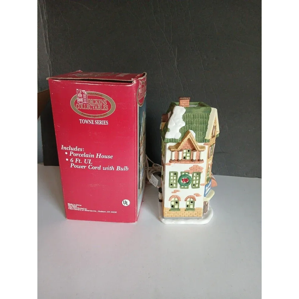 Vtg 1994 Christmas Dickens Collectables towne series Porcealin Gift shop w box